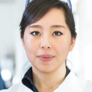 Dr Julia Oh